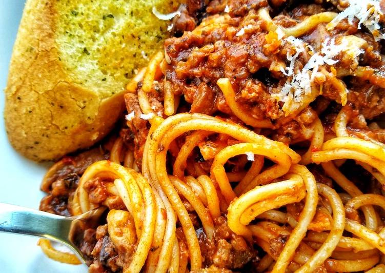 Recipe of Award-winning Healthier Simple Spaghetti Bolognese