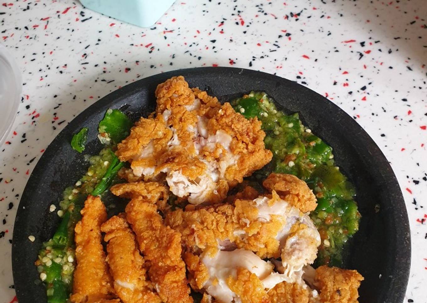 Langkah Mudah untuk Menyiapkan Sambal ayam geprek yang Bisa Manjain
Lidah