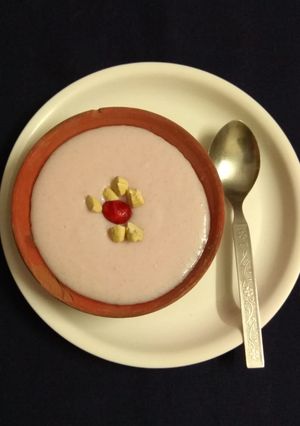 A picture of Rose phirni.