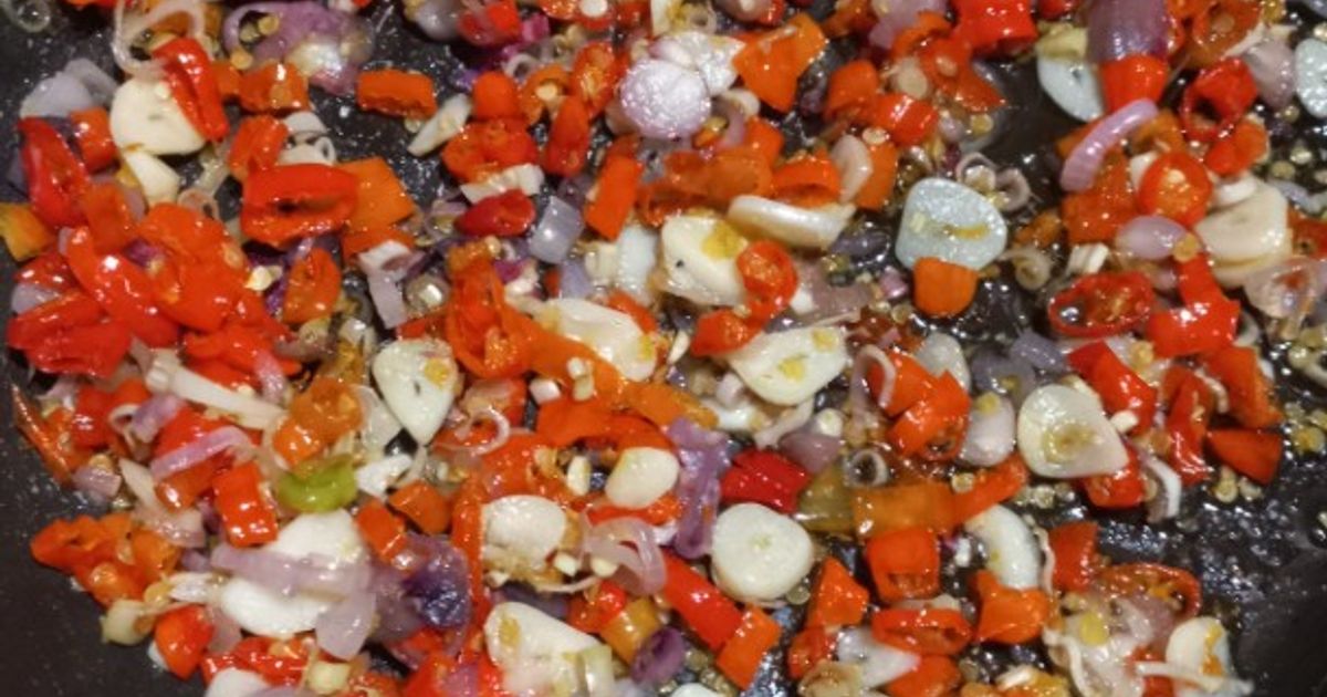 Sambal matah versiku (bisa untuk ayam geprek)