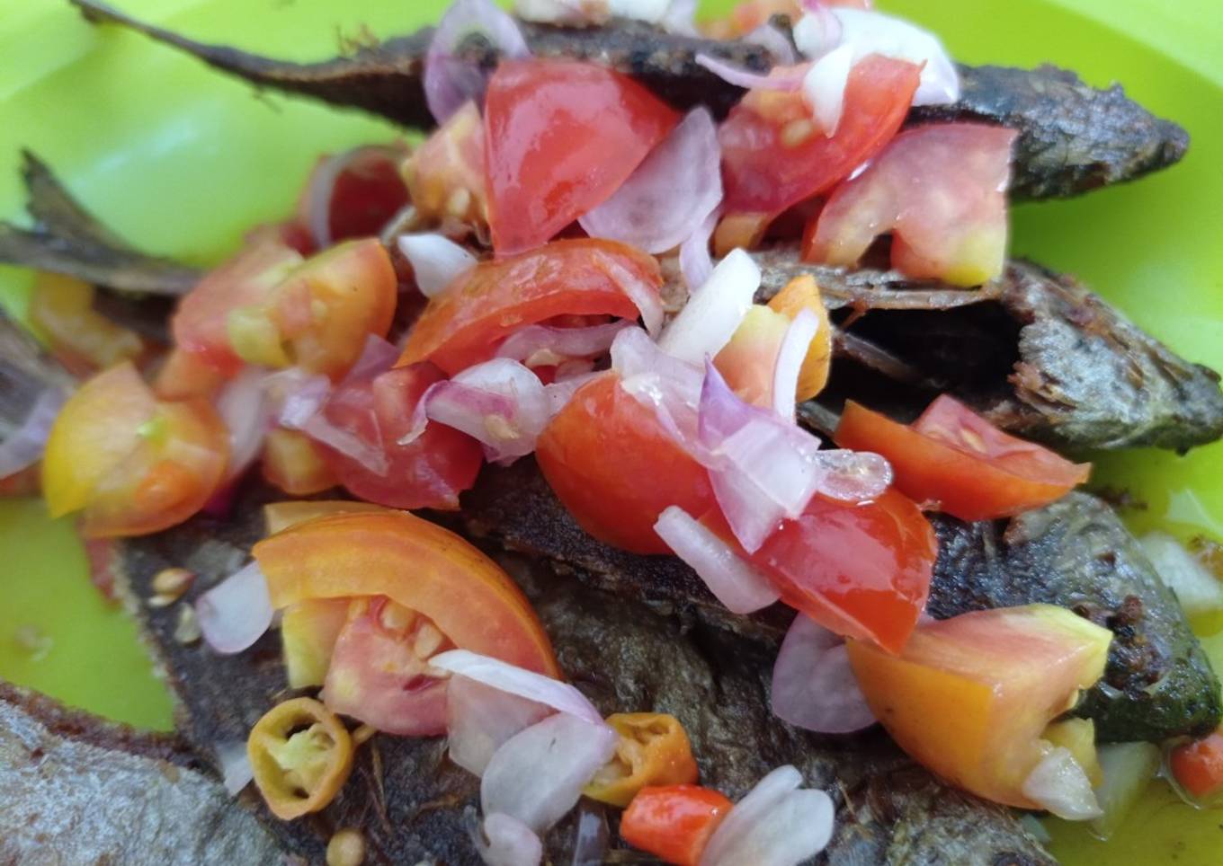 Ikan Bawis sambal dabu-dabu