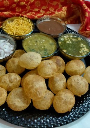 પાણીપુરી (Panipuri Recipe In Gujarati) રેસીપી મુખ્ય ફોટો