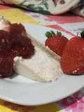 Tarta de queso, plátano, fresa 🍓 y miel con base de avena