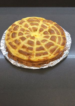 Una foto de Pastel de manzana con crema pastelera