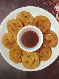 பொட்டேட்டோ ஸ்மைலி செய்முறை முக்கிய புகைப்படம்