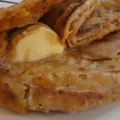 A picture of Layered Aloo Paratha.