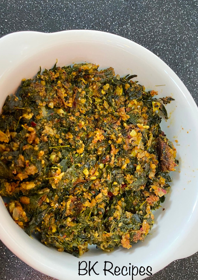 முருங்கைக்கீரை வேர்க்கடலை பொரியல் செய்முறை முக்கிய புகைப்படம்