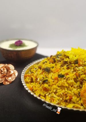 عکسی از دستور پلو مخلوط با گشنیز و جعفری🍀