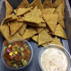 A picture of Nachos.