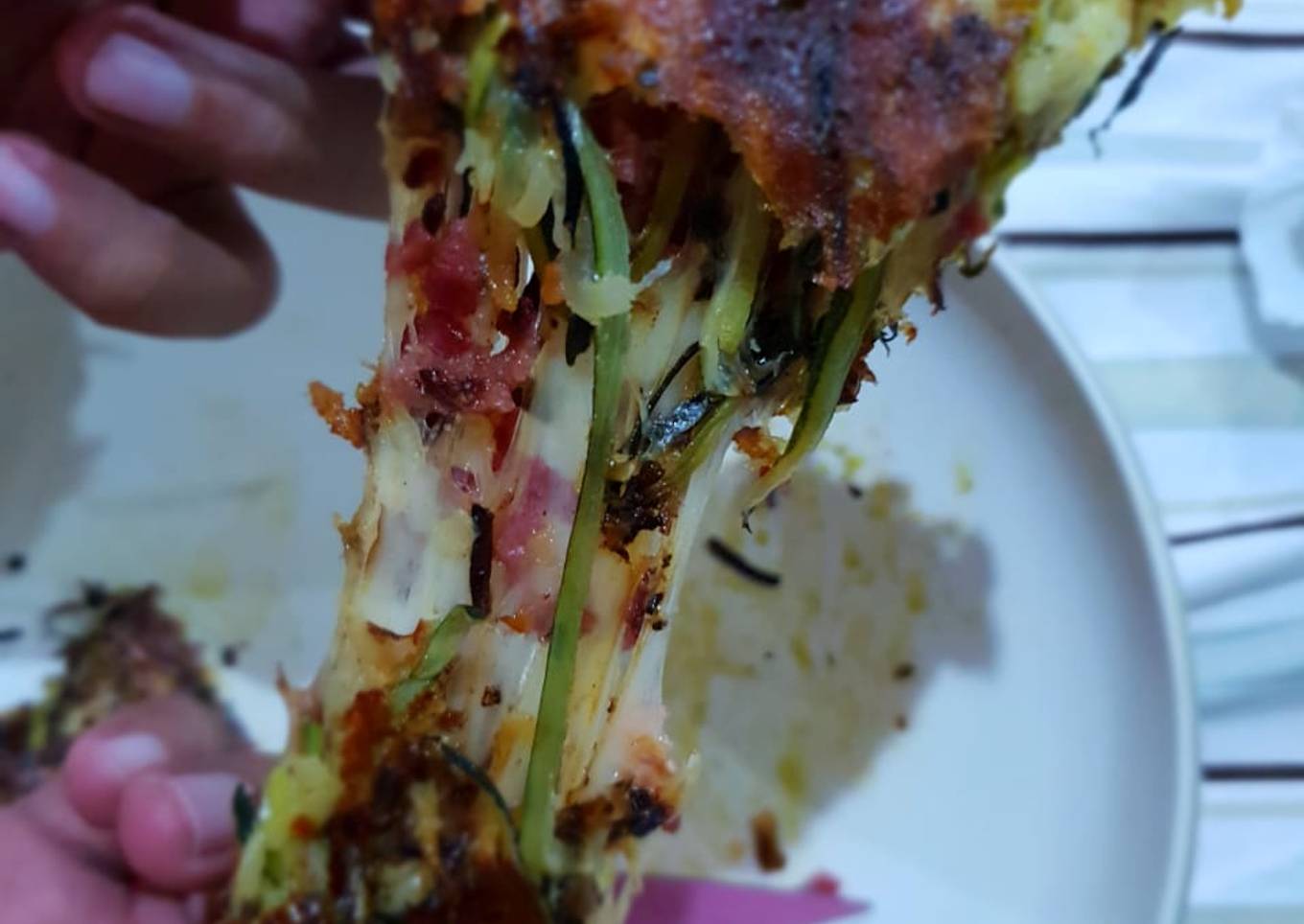 Lowcarb mozzarella pizza