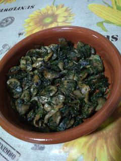 Una foto de Champiñones al ajillo con thermomix