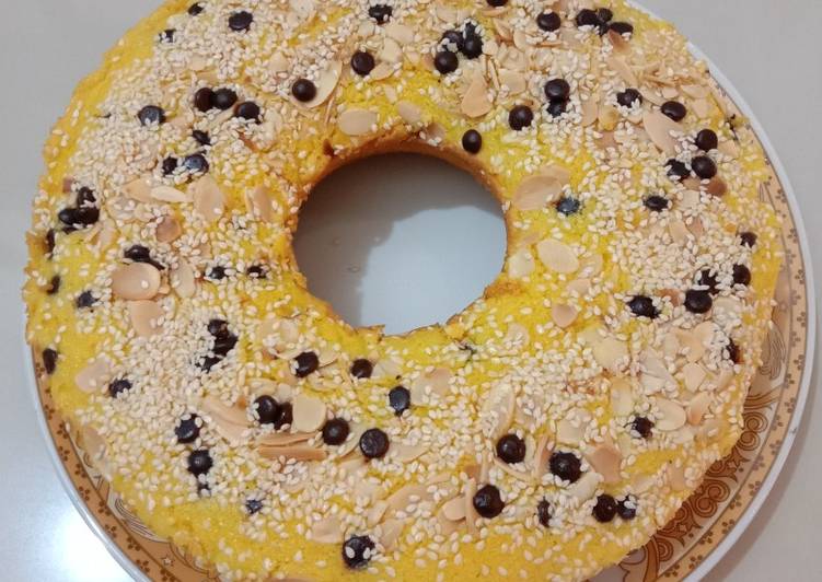 Butter Cake With Pineapple Essens