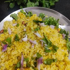 A picture of Kanda poha.