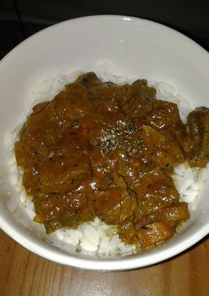 A picture of sweet curry beef.