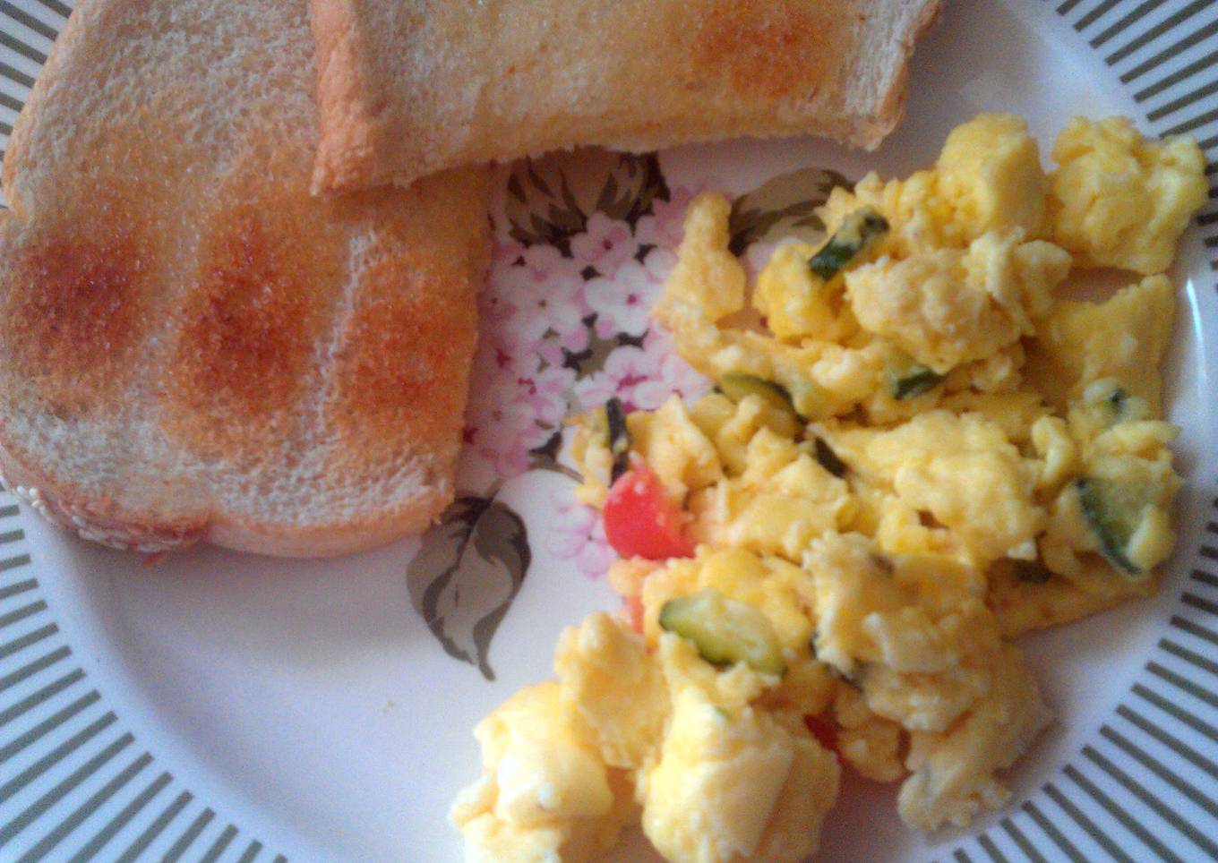 Italian scrambled eggs