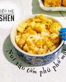 Nui xào tôm phủ phô mai cho bé