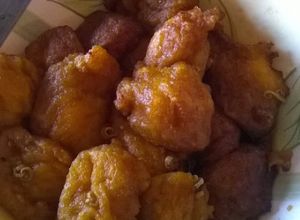 Una foto de Picarones o buñuelos de zapallo