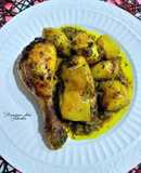 Pollo en salsa verde al horno con patatas y especias