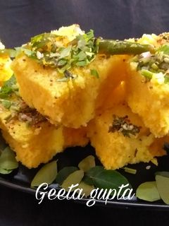 सूजी बेसन इंस्टेंट खमण ढोकला रेसिपी मुख्य फोटो