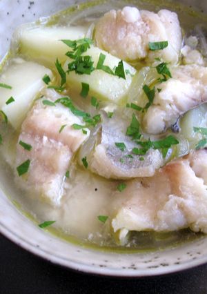 A picture of White Fish & Potato Garlic Soup.