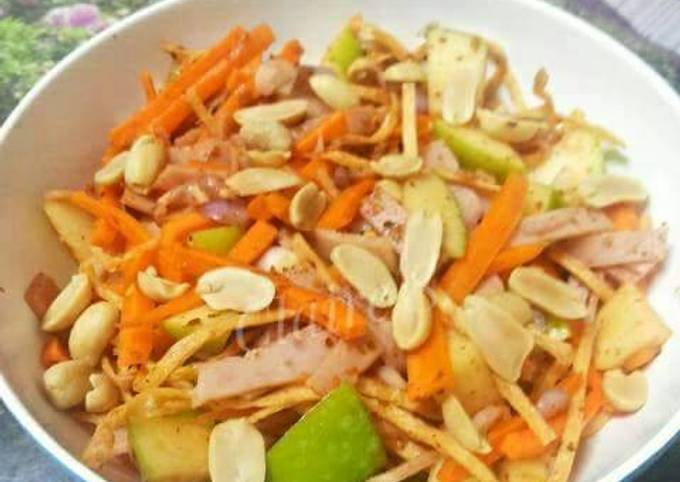 Steps to Make Quick Thai Style Apple Ham Salad with Fish Strings Snack