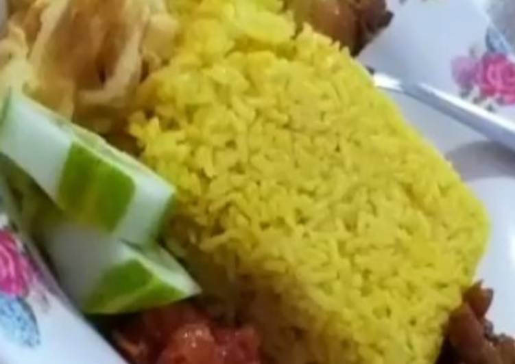 Resep masakan Nasi kuning | Cara Mengolah Nasi kuning Yang Sedap
