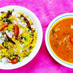 A picture of Chevda Chana.