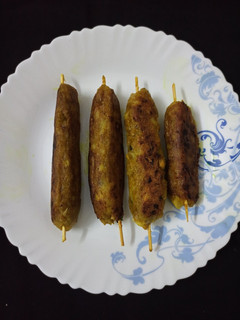 வாழைக்காய் ஸ்கிவர்ஸ் செய்முறை முக்கிய புகைப்படம்