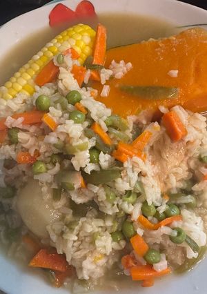 Una foto de Cazuela de Pollo estilo Ally