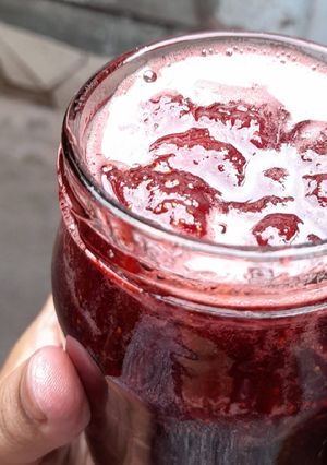 Una foto de Mermelada casera de frutillas