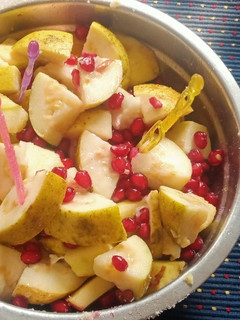 फ्रूट चाट (fruit chaat recipe in Hindi) रेसिपी मुख्य फोटो