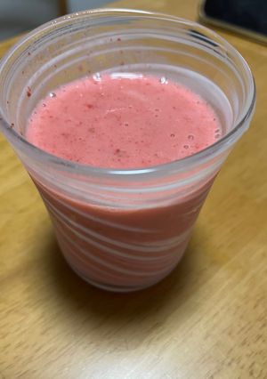 A picture of Strawberry Smoothie.