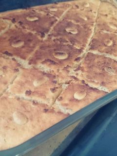 صورة لوصفة بسبوسة بالقشطة وجوز الهند