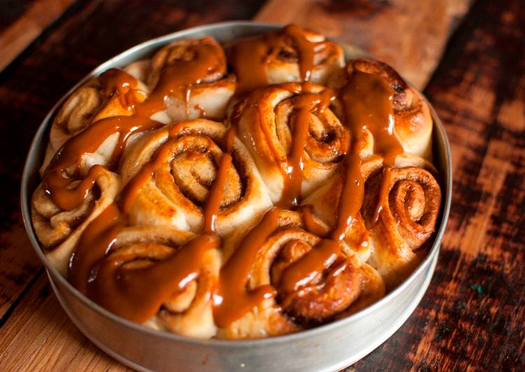 Easiest Way to Make Perfect Cinnamon buns drizzled with warm caramel sauce