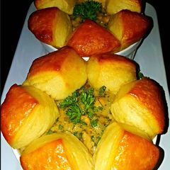 A picture of Mike's Turkey Pot Pies.
