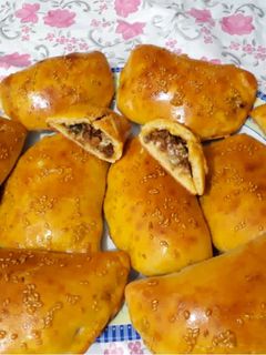 عکسی از دستور پیراشکی گوشت