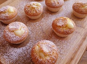 Foto principal de Magdalenas de vainilla sin gluten rellenas de crema de limón