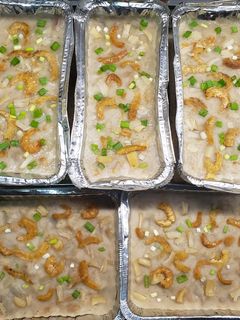 A picture of Taro Cake (Extra Taro Version).