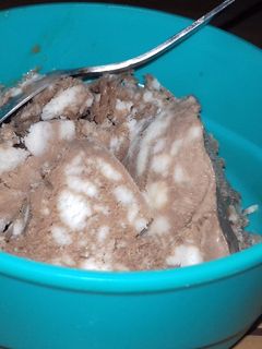 صورة لوصفة بوظة ايس كريم نوتيلا - nutella ice cream