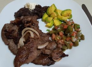 Una foto de Carne asada dominguera