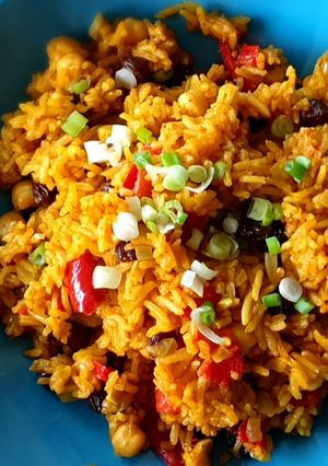 A picture of Indian-style rice with chickpeas.
