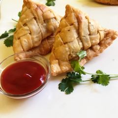 A picture of Chatai samosa.