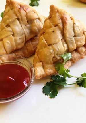 A picture of Chatai samosa.