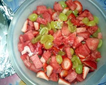 Easy Fast Cooking fruit salad Home Style