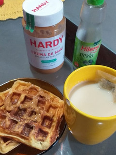 Una foto de Wafles dulces, sin harina ni azúcar🤩