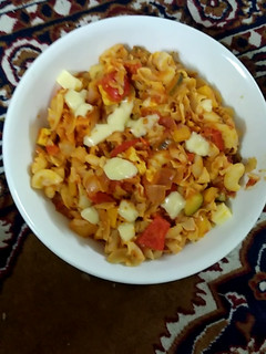 சிசி சுகனி பாஸ்தா (Cheesy zuchhini pasta recipe in tamil) செய்முறை முக்கிய புகைப்படம்