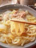 Melt-in-Your-Mouth Napa Cabbage and Pork Udon Hot Pot