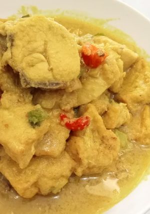 Foto resep Ayam & Tahu Bumbu Kuning