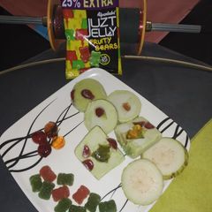 A picture of Guava ice cream with juzt jelly.