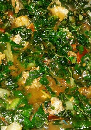A picture of Pork in spinach.
